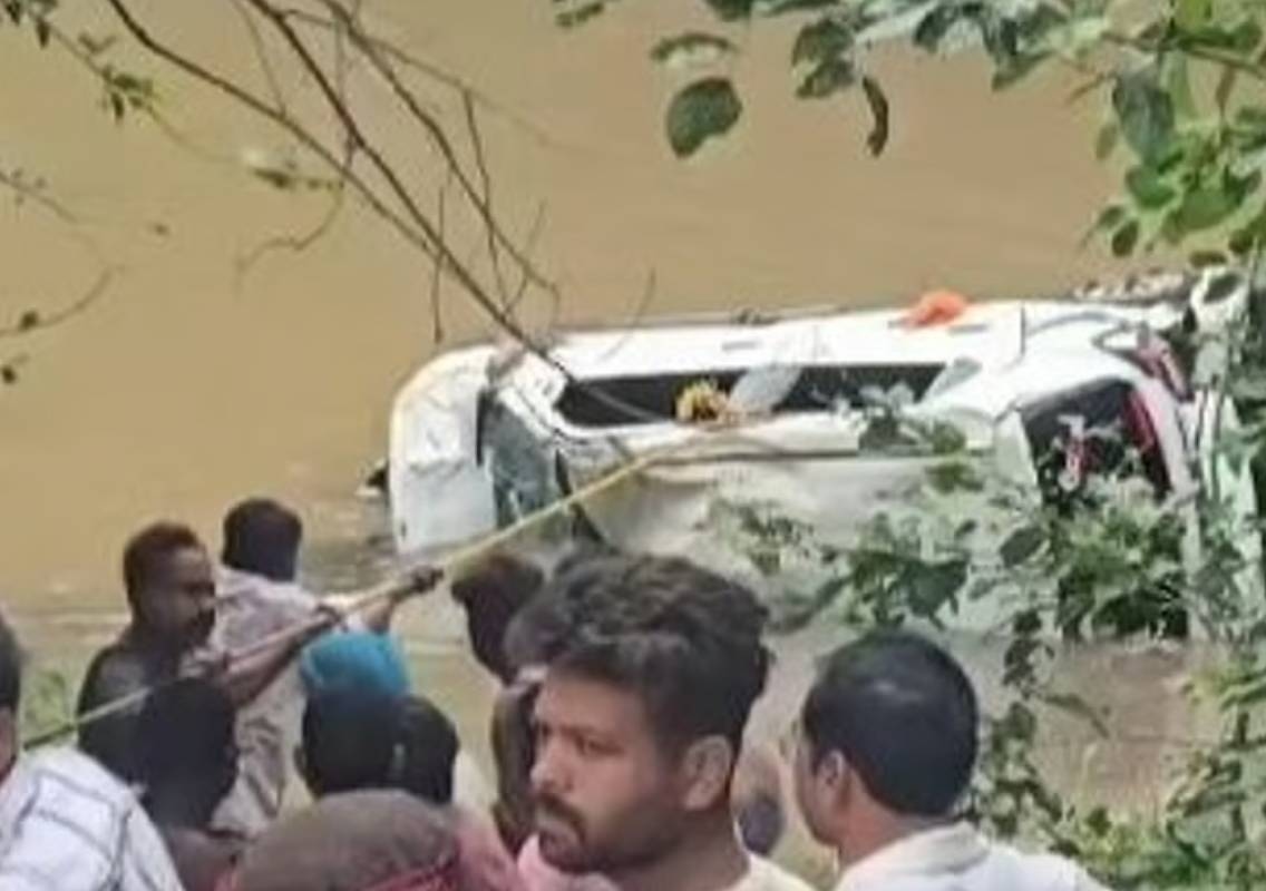 8 Odisha devotees killed in MP car accident - News Karnataka