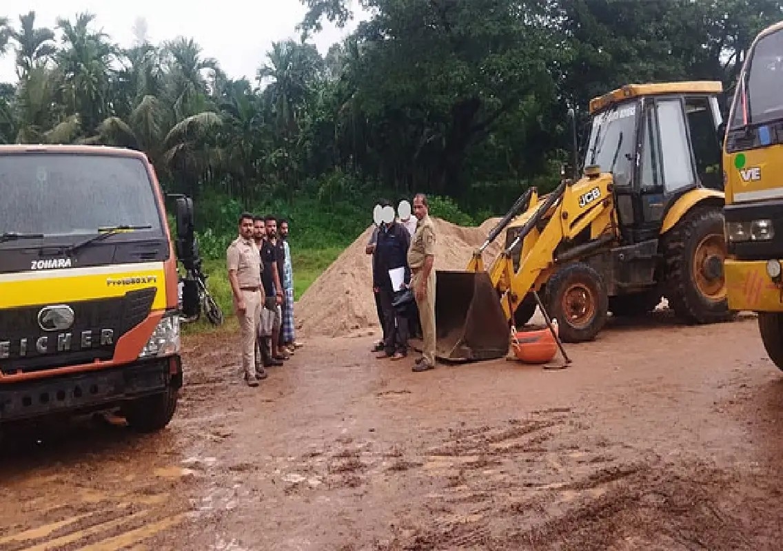 Bantwal police raid alleged illegal sand mining site, seize vehicles - News Karnataka