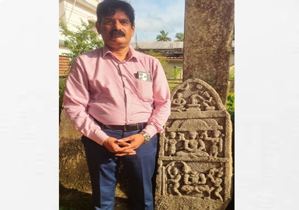 14th-century Siditale hero stone found at Barkur - News Karnataka