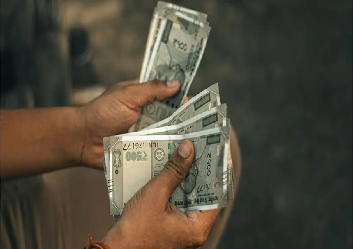 Bengaluru techie calls Rs 2 lakh salary a ‘dangerous’ income level - News Karnataka