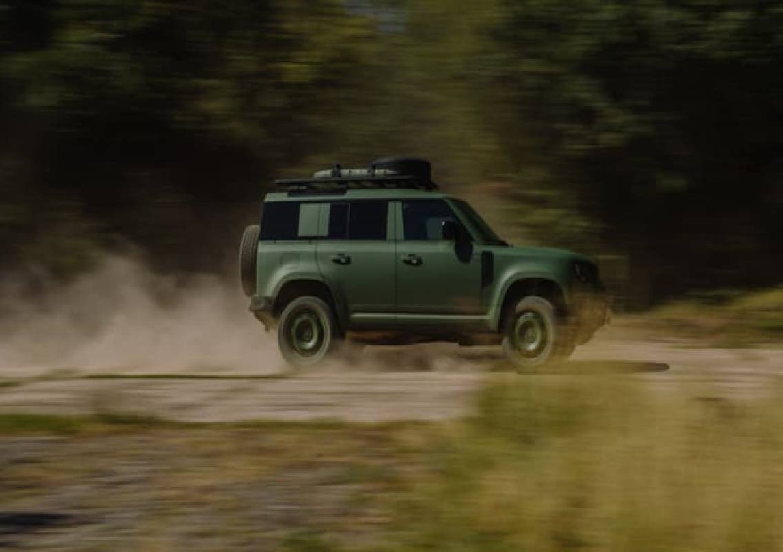 Toyota Land Cruiser, G-Class vie for Army deal - News Karnataka