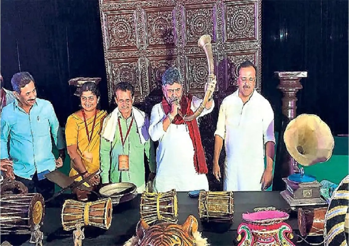 CM Shivakumar experiences Tulu Nadu culture at Tannirbhavi dinner - News Karnataka