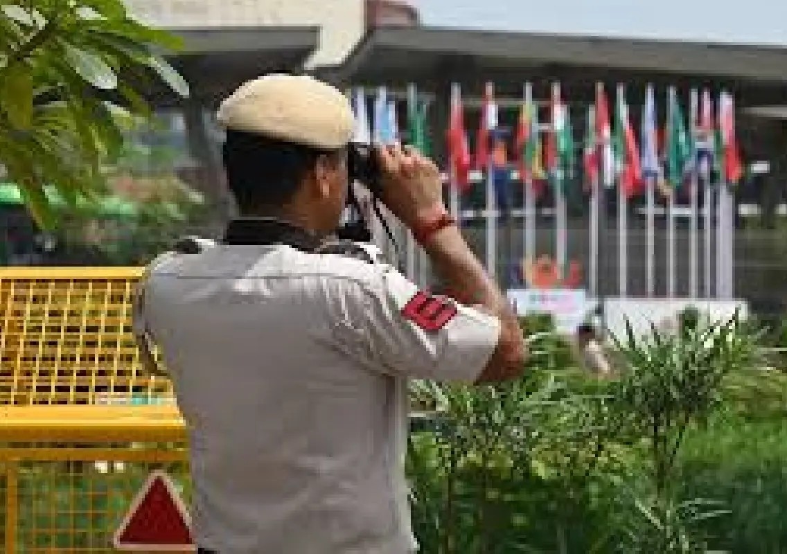 Constable removed from BRICS security duty after videos go viral - News Karnataka