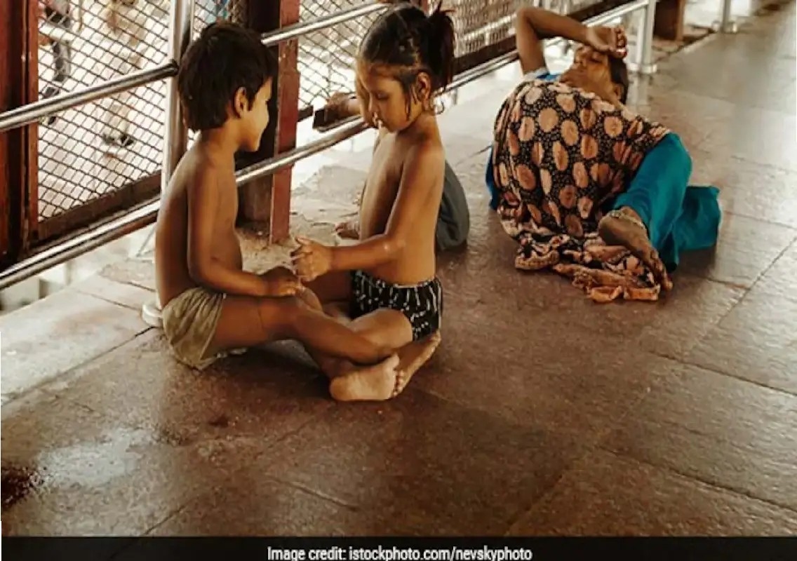 Delhi HC seeks answers on alleged forced begging of children - News Karnataka
