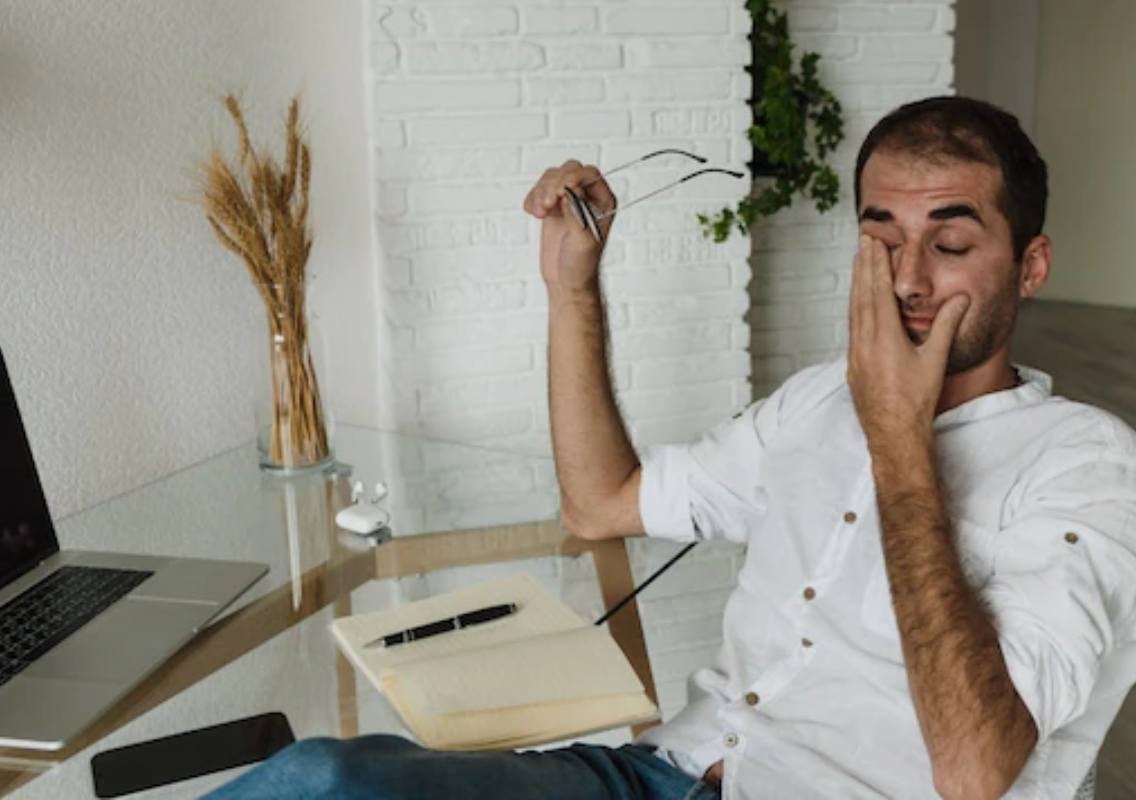 How screen time and lifestyle affect eye health - News Karnataka
