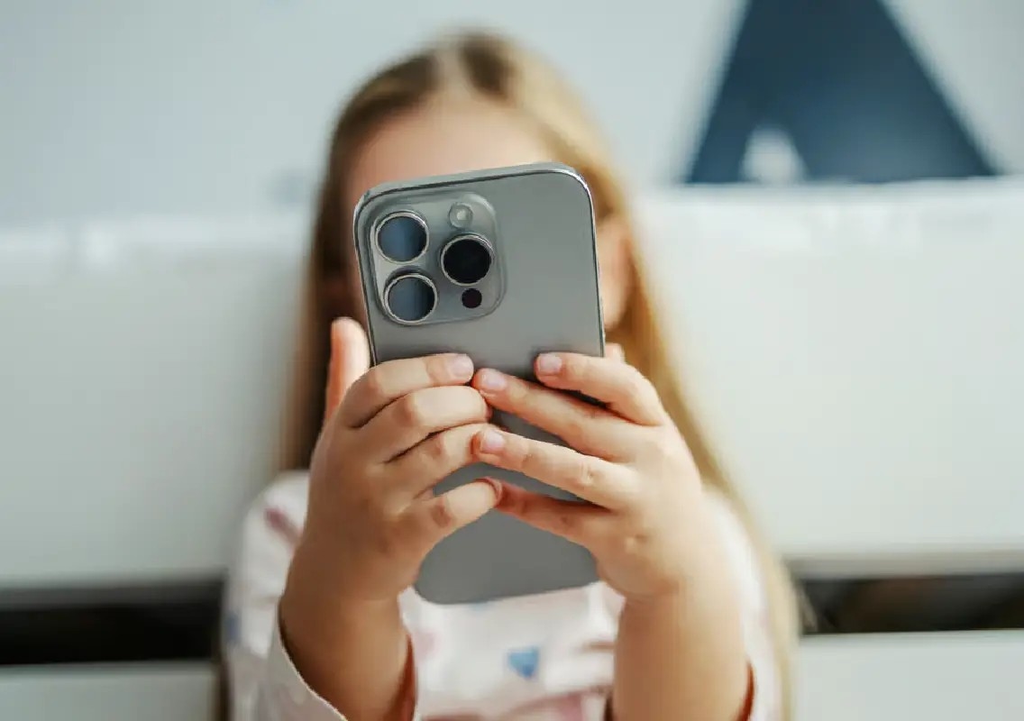 EU proposes social media ban for under-13s over online risks - News Karnataka