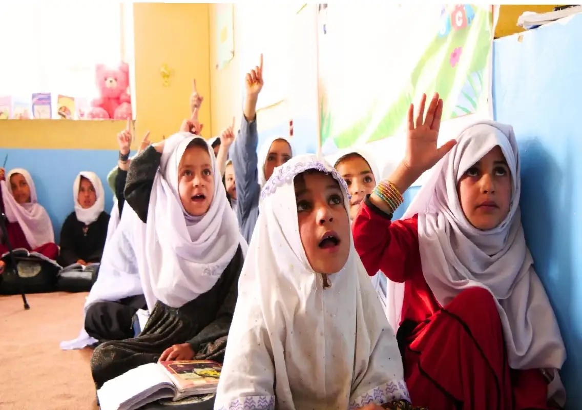 Education gives Afghan refugee children a chance to dream again - News Karnataka