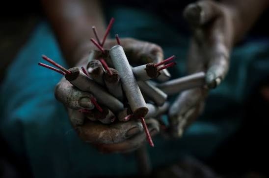 Eight children among 11 killed in UP firecracker blast - News Karnataka