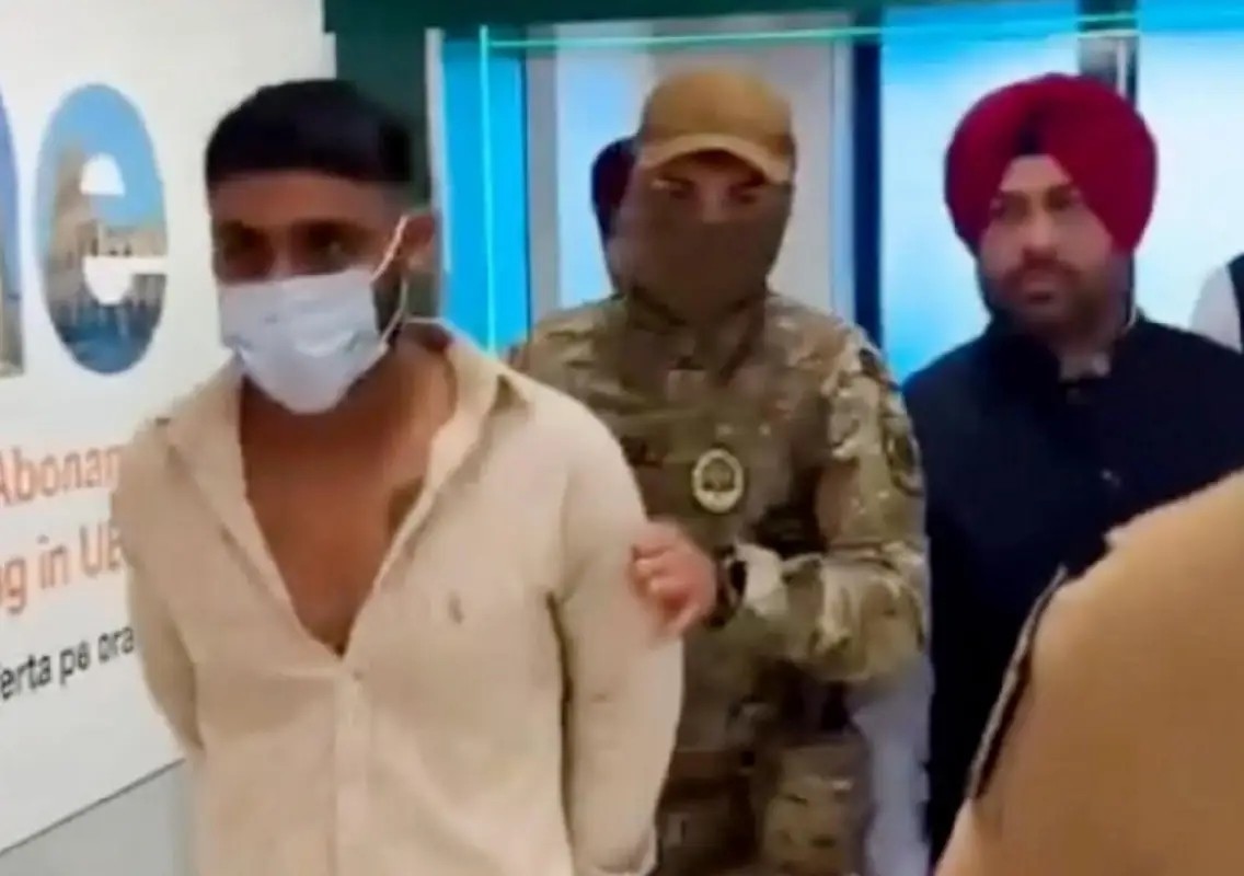 Fugitive gangster Amrit Dalam extradited from Moldova - News Karnataka