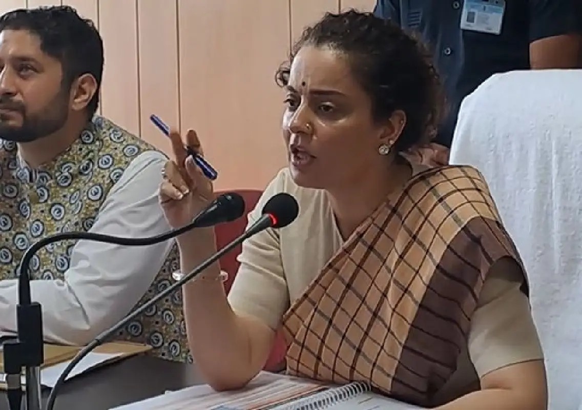 Kangana Ranaut pulls up officials over delay in MPLADS works - News Karnataka