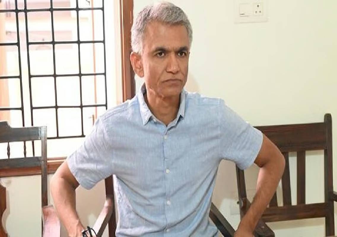 Bengaluru minister warns absent pourakarmikas of dismissal - News Karnataka
