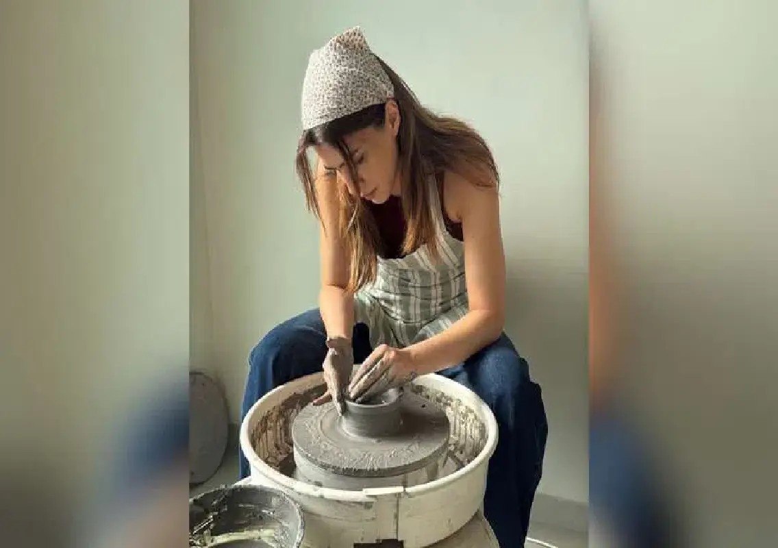 Kriti Sanon learns pottery, says ‘make today your Day One’ - News Karnataka