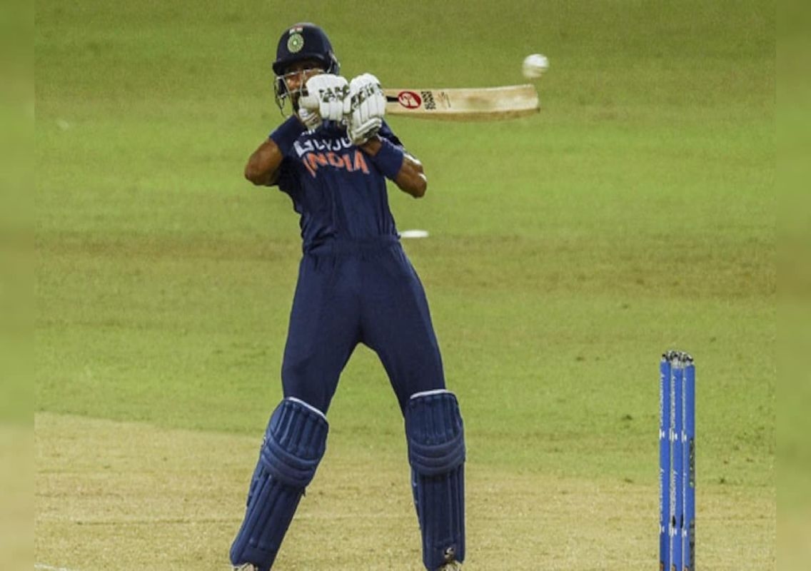 Krunal Pandya keeps India comeback hopes alive - News Karnataka