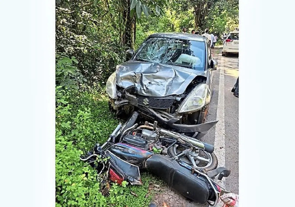Kundapur: Pillion rider killed, bike rider injured in car collision - News Karnataka