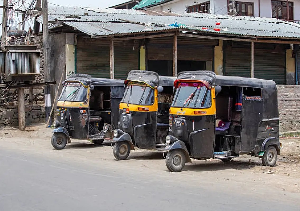 Mangaluru auto fares remain in limbo as associations seek revision - News Karnataka