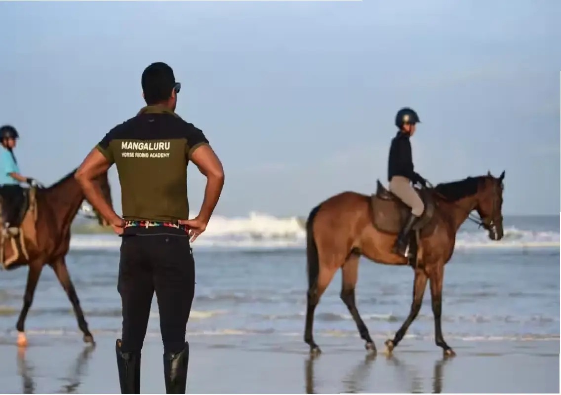 Mangaluru beaches get a new attraction with horse safaris - News Karnataka