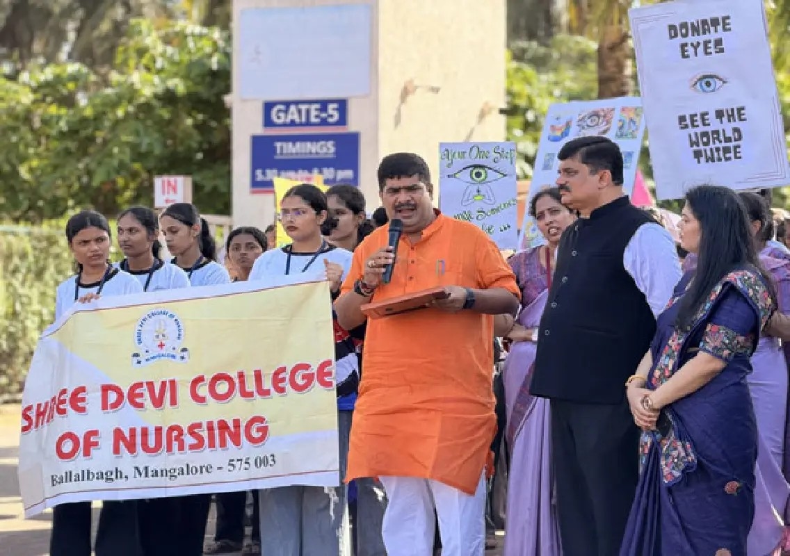 Mangaluru eye donation rally draws over 800 students - News Karnataka