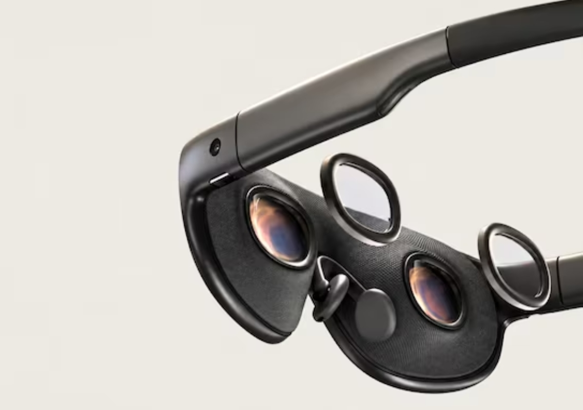 Meta Phoenix VR headset leak reveals slim design - News Karnataka