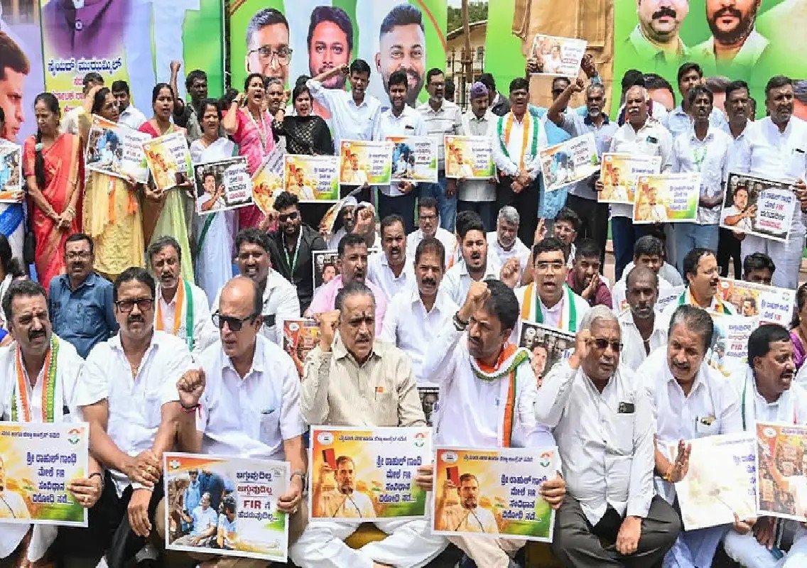 Mysuru Congress protests FIR against Rahul Gandhi - News Karnataka