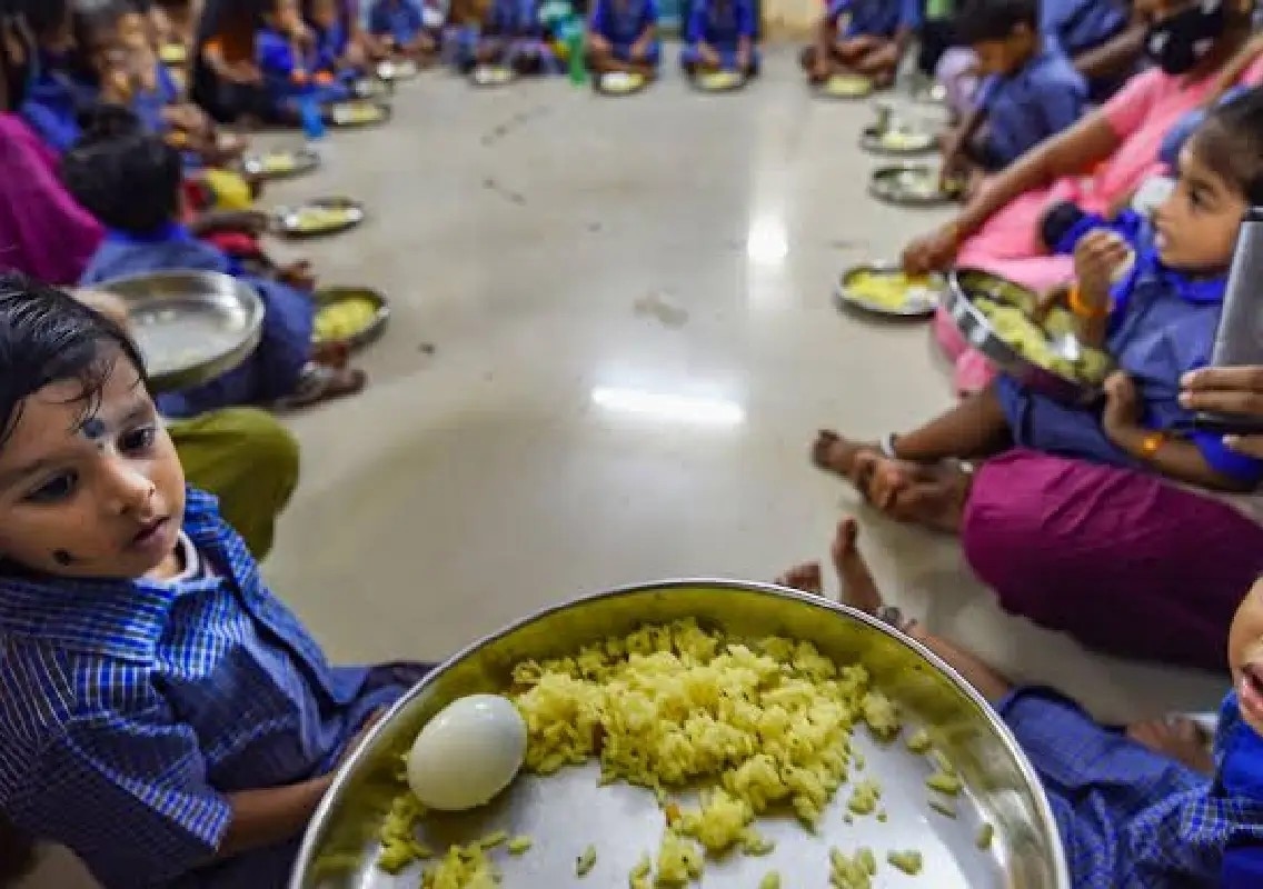 Oleander leaves found in Anganwadi meal, five reportedly fall ill - News Karnataka