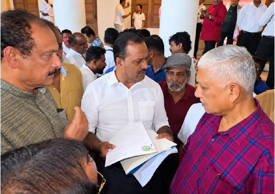 Rachana delegation seeks Karnataka government support for trade exhibition - News Karnataka