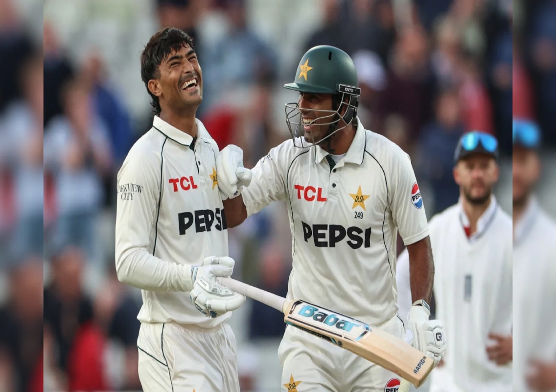Razaullah hits fastest Pakistan Test debut fifty - News Karnataka