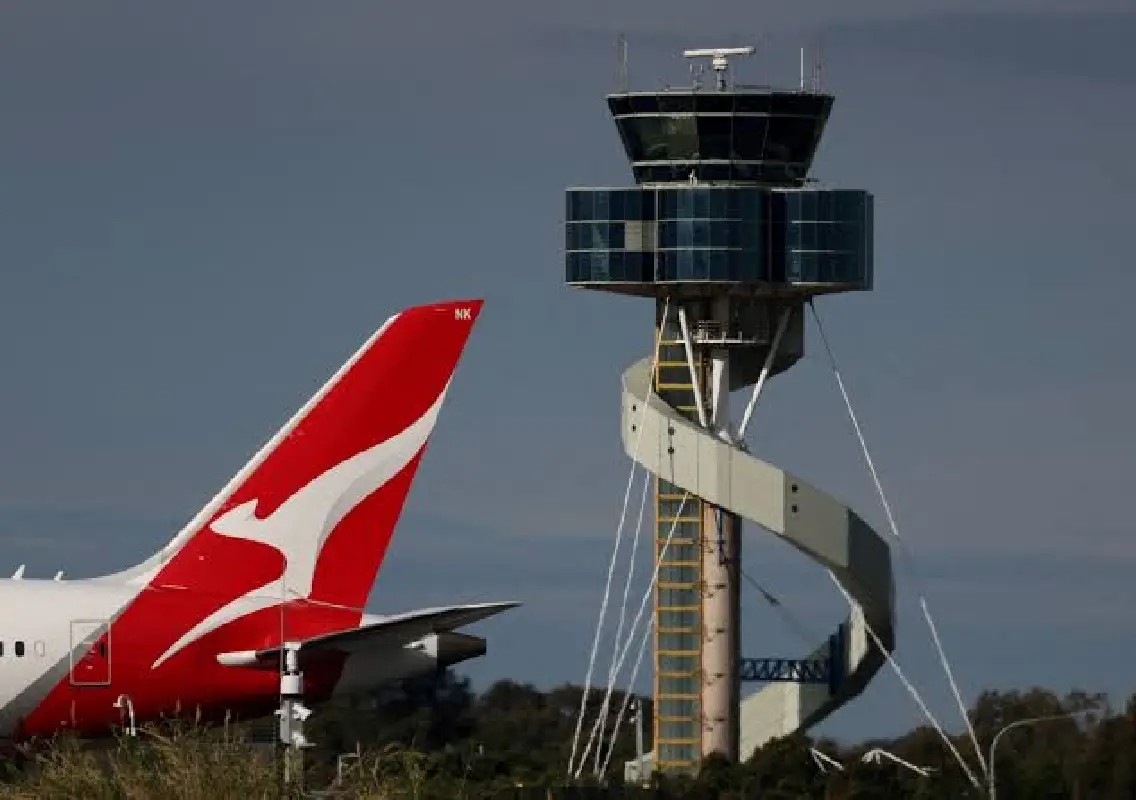 Sydney airport near-miss exposes concerns over controller fatigue - News Karnataka