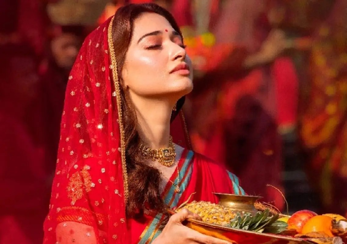 Tamannaah Bhatia celebrates Chhath Puja in The Vvaan song: WATCH - News Karnataka