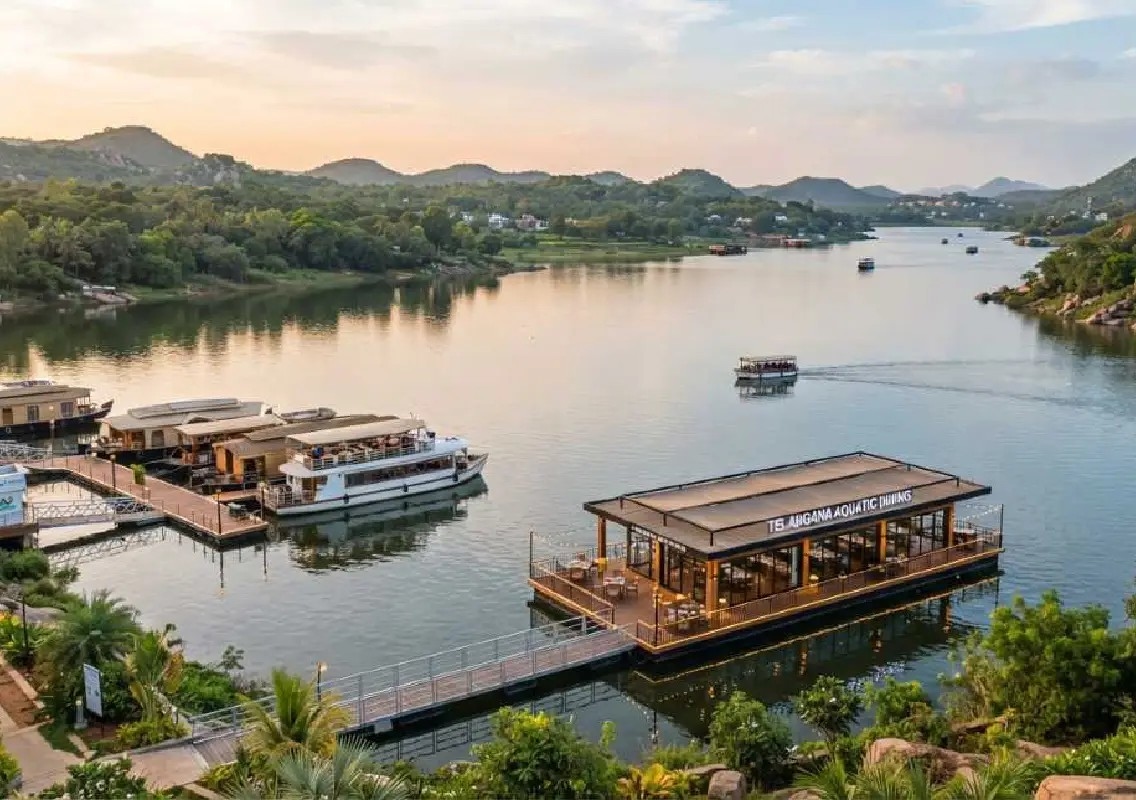 Telangana plans luxury floating restaurants and houseboats at six lakes - News Karnataka