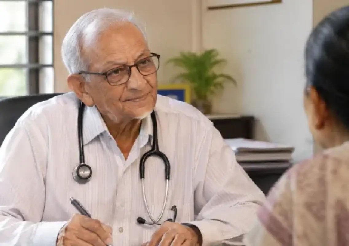 This 81-year-old doctor lets patients pay based on their income - News Karnataka