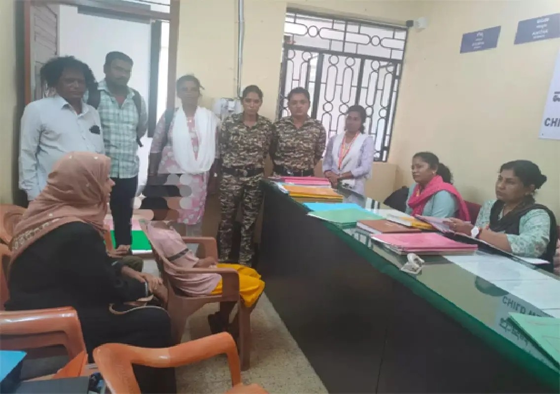 Two children rescued after being confined at home in Udyavara - News Karnataka