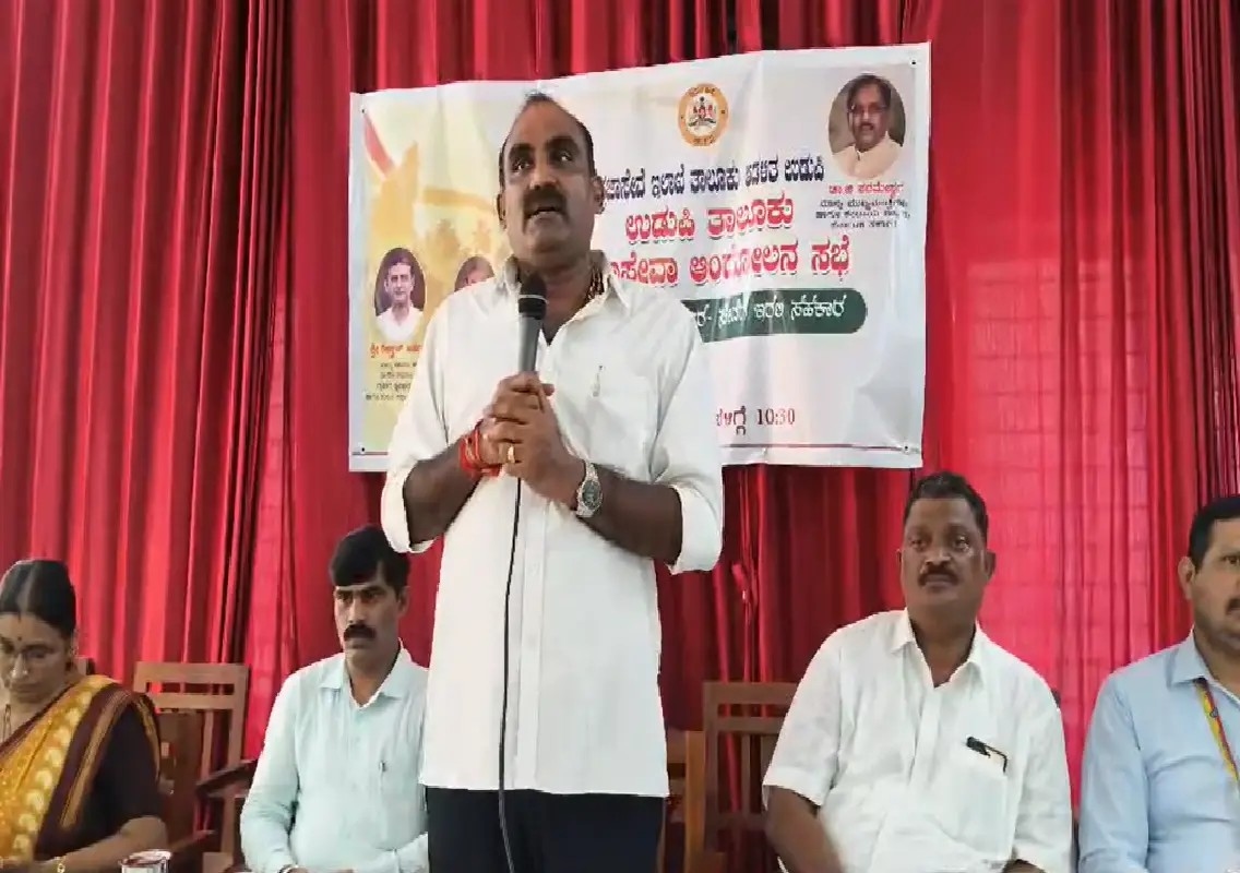 Udupi MLA Yashpal Suvarna urges officials to address grievances on spot - News Karnataka