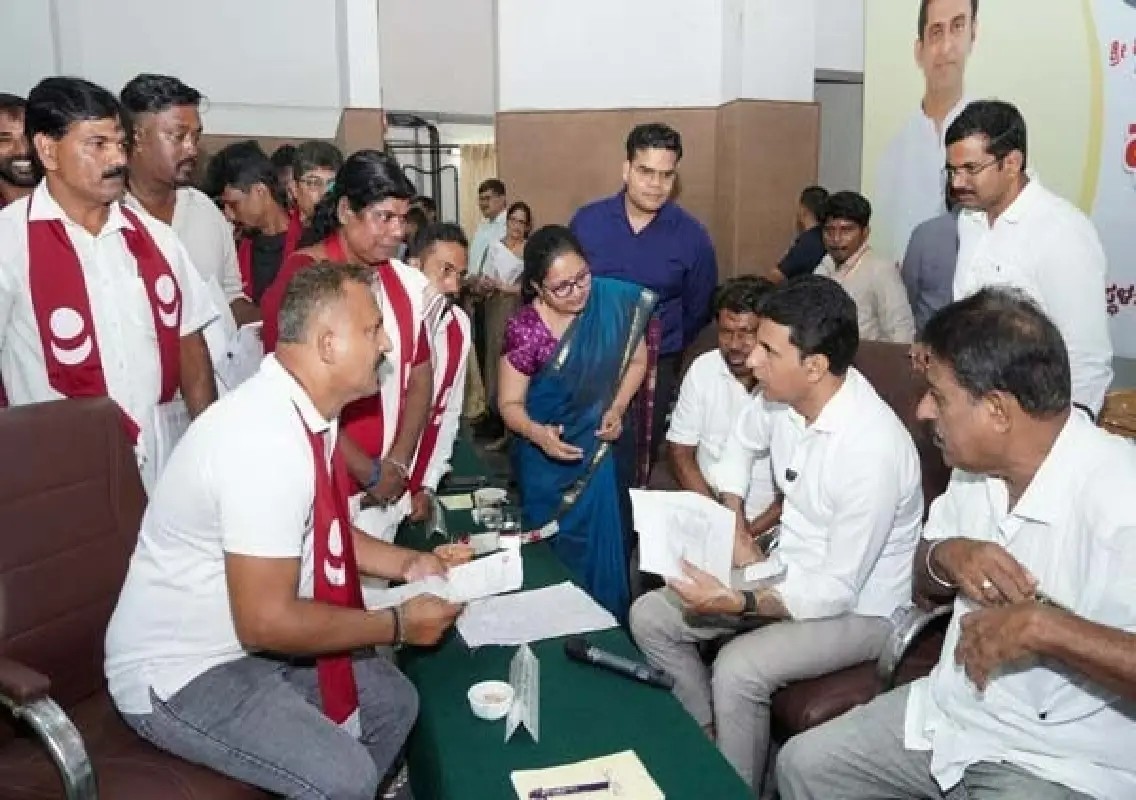 Udupi Praja Seva Andolana gets 208 grievances for redressal - News Karnataka