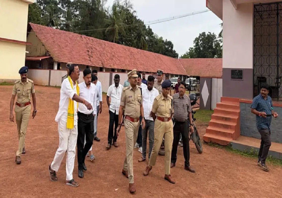 Udupi officials inspect arrangements ahead of CM Shivakumar’s Hebri visit - News Karnataka