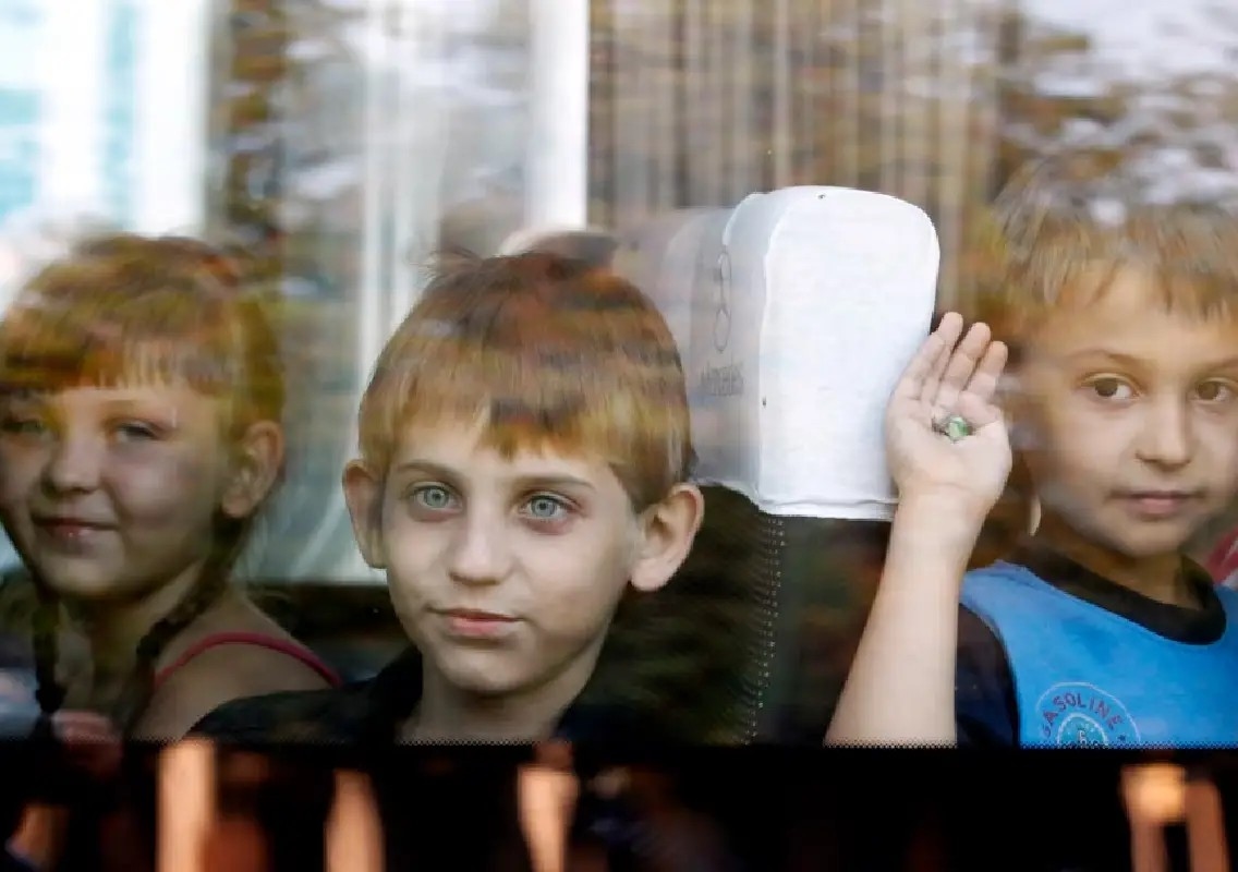 Ukrainian children face difficult choice between home and Europe - News Karnataka