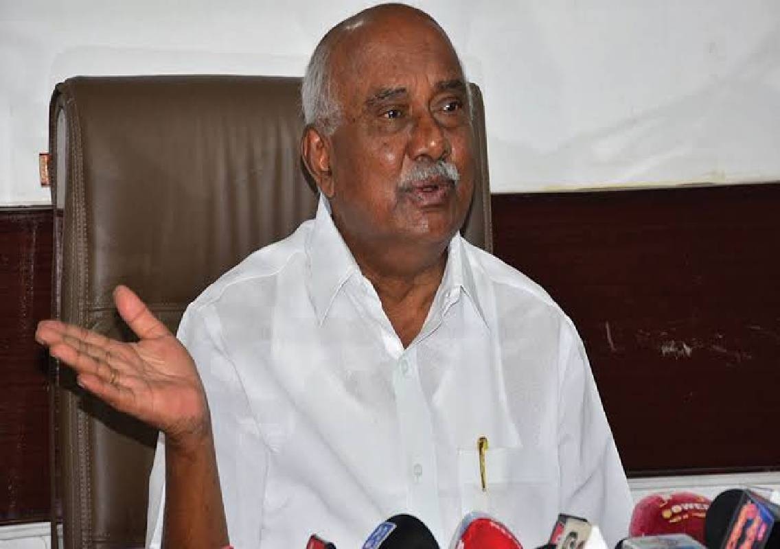 AH Vishwanath Criticises Yathindra Over Royal Family Remarks - News Karnataka