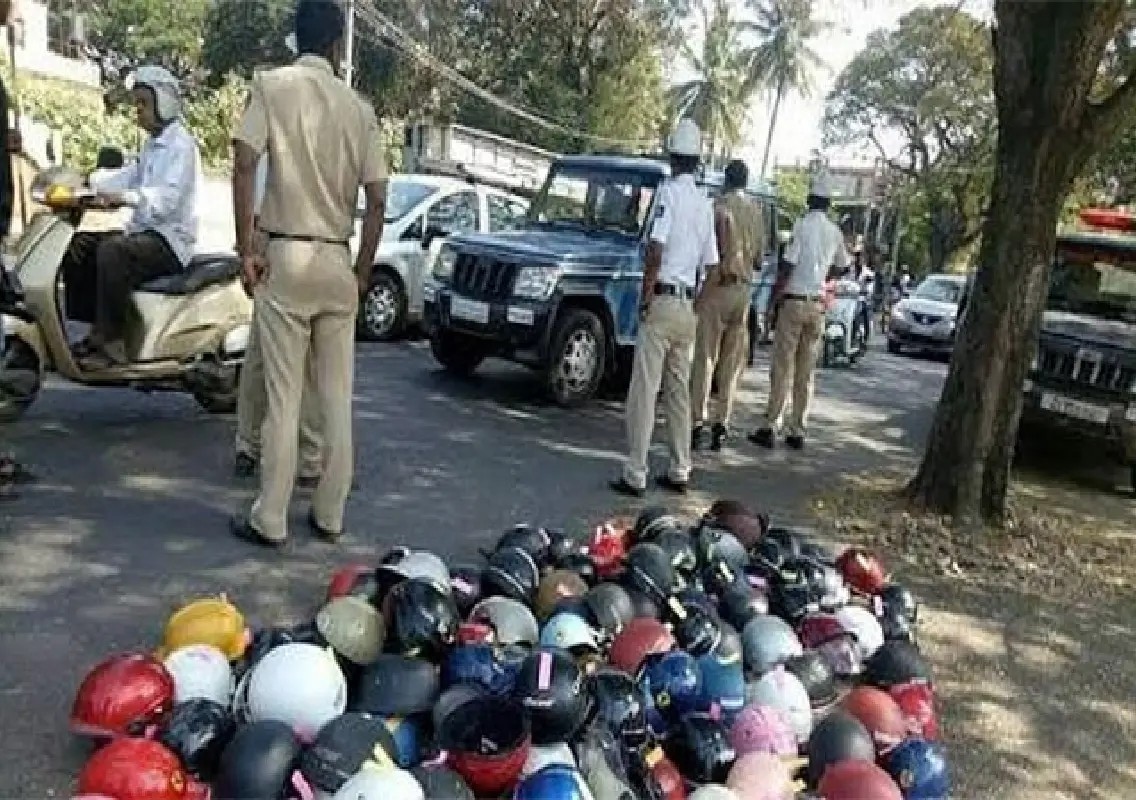 Karnataka government moves to ban unsafe half-helmets - News Karnataka