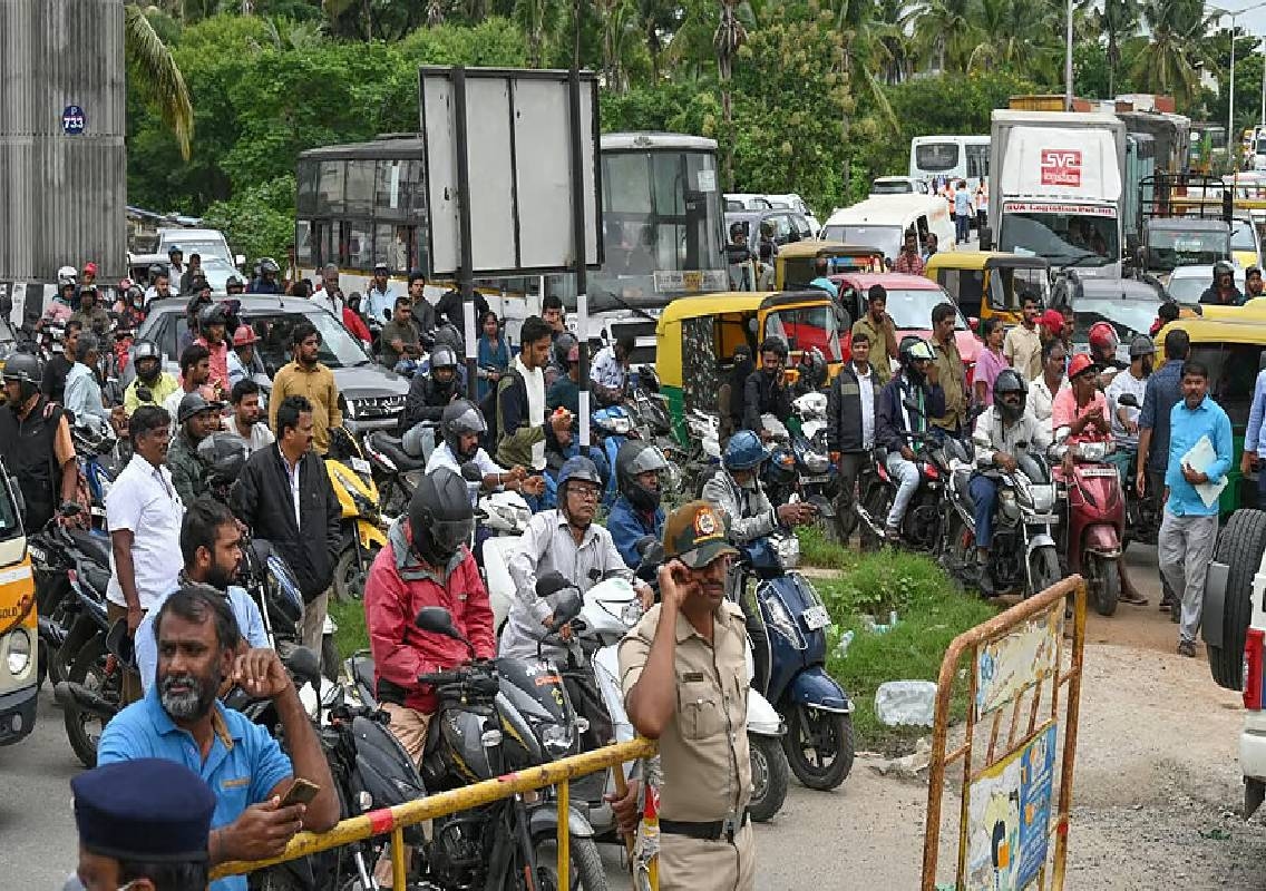 Bengaluru Traffic Curbs for Yeshwantpur Dasara on Oct 21 - News Karnataka