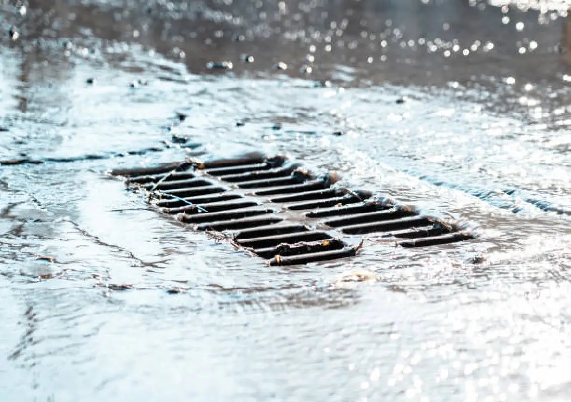 Mangaluru Commissioner halts construction obstructing Kadri stormwater drain - News Karnataka