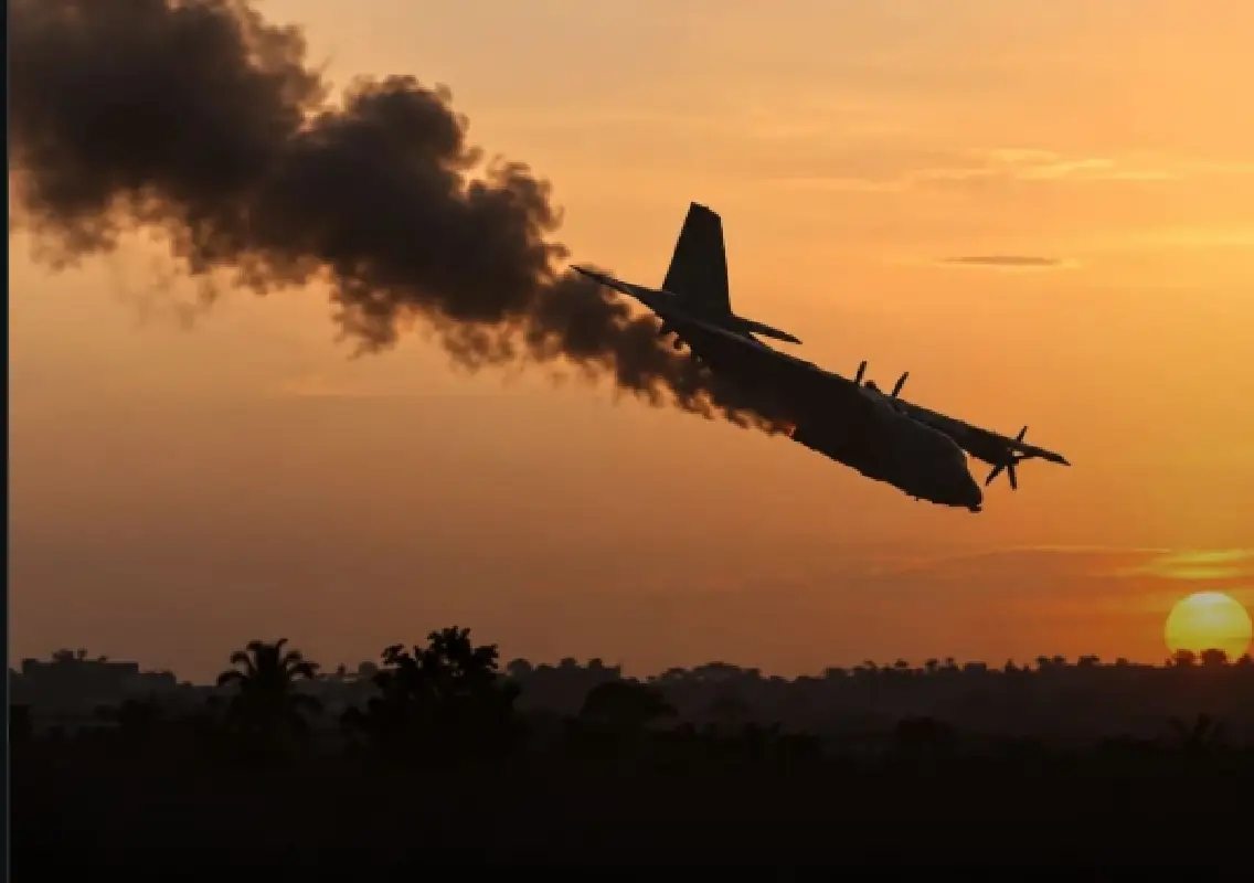 Military aircraft crashes in southern Nigeria, 32 on board - News Karnataka