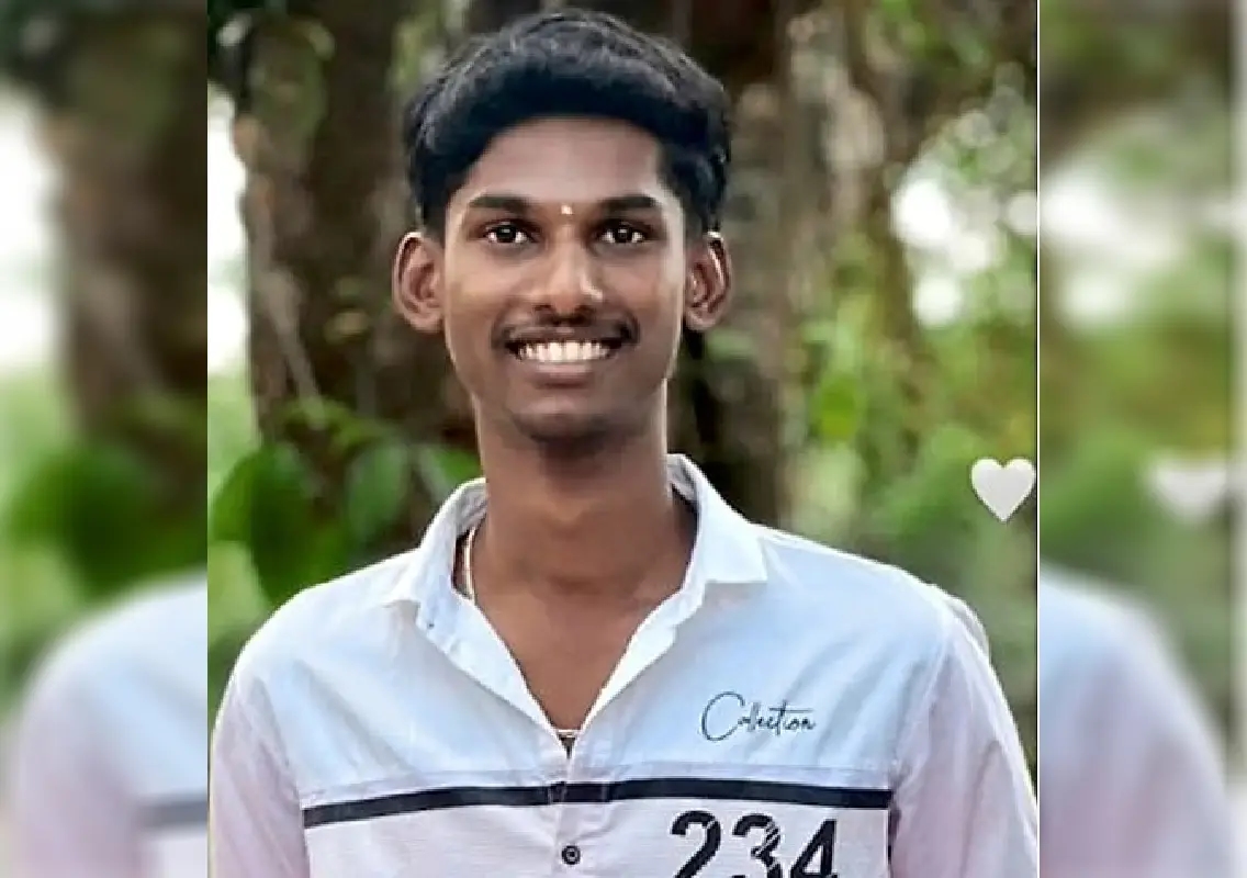 Moodbidri: 17-year-old student dies after scooter falls at bend - News Karnataka