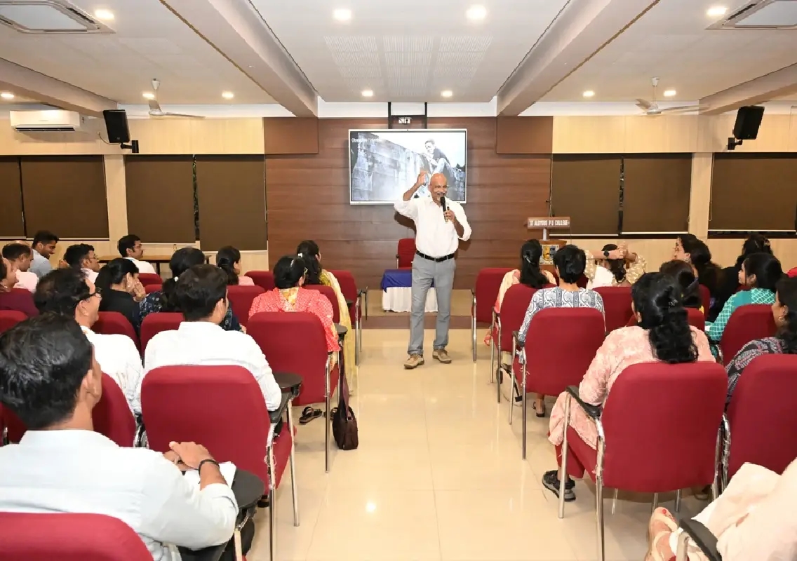 St Aloysius PU College conducts staff enrichment programme - News Karnataka