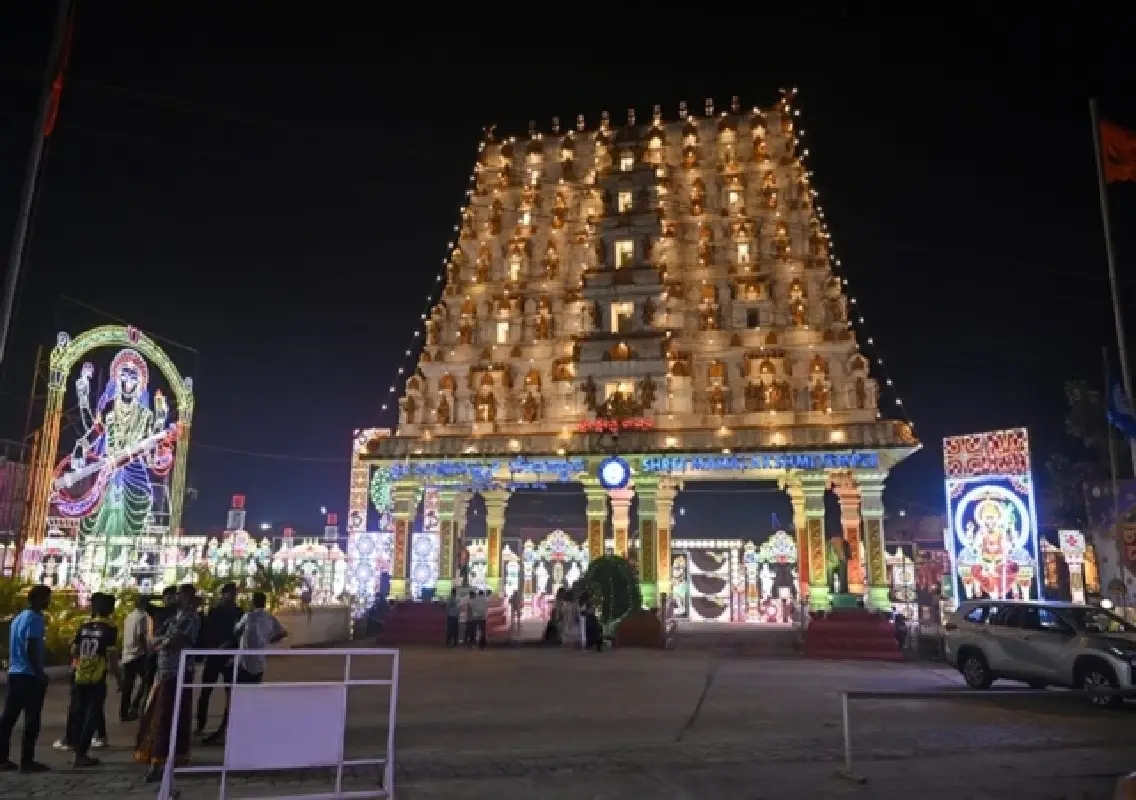 Uchila Dasara 2026: Dr G Shankar inaugurates grand decorative lighting: WATCH - News Karnataka