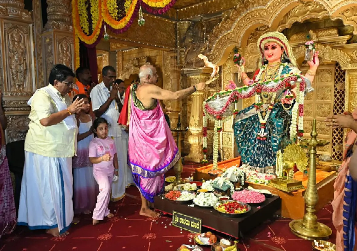 Udupi Uchila Dasara concludes with grand immersion procession - News Karnataka