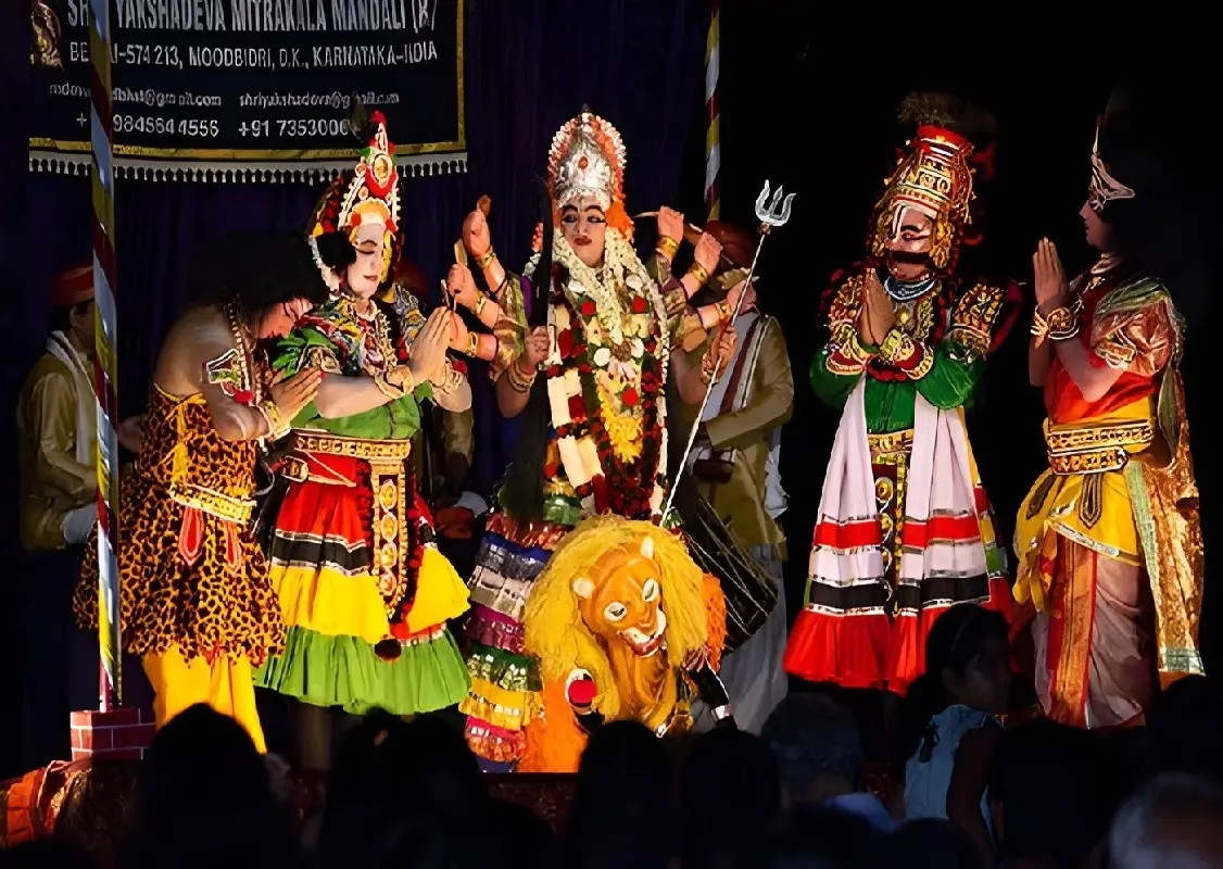 Yakshagana Academy seeks state art status for traditional theatre - News Karnataka