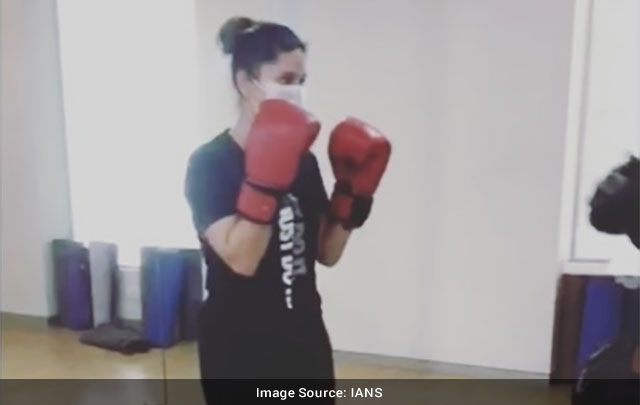 Sunny Leone Difficult to box with mask on but safety comes before comfort main