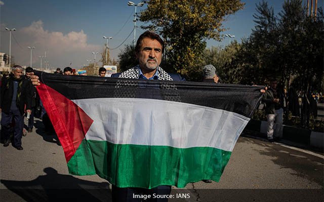 Iranians mark Quds Day in support of Palestinians