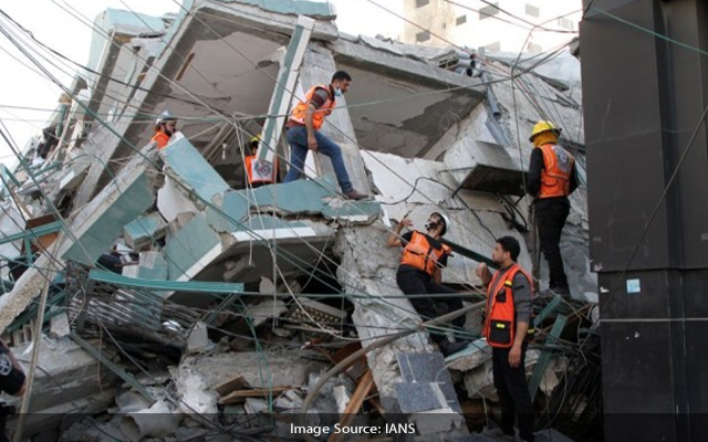 Egypt Sends Engineering Equipment Crew To Gaza For Reconstruction