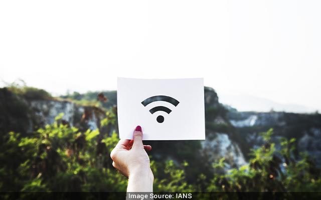 UP govt to provide free WiFi in every city