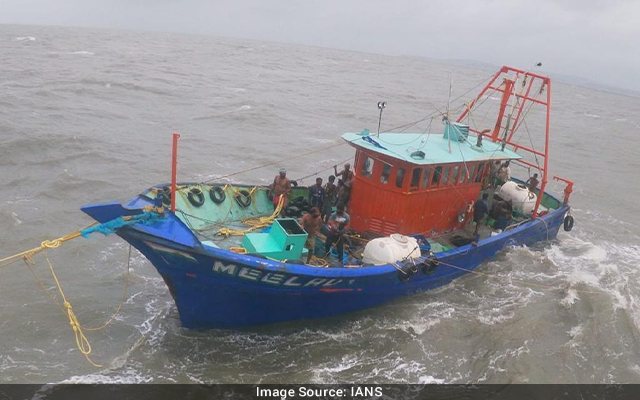 Sri Lankan Navy Pelted Stones At Indian